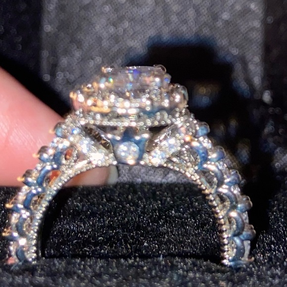 Vintage looking silver ring in size 7 - Picture 4 of 4